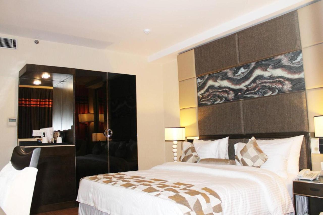 The Palm Spring A Boutique Hotel Naraina New Delhi Luaran gambar